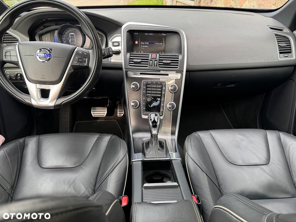 Volvo XC 60 D5 AWD R-Design Kinetic - 25