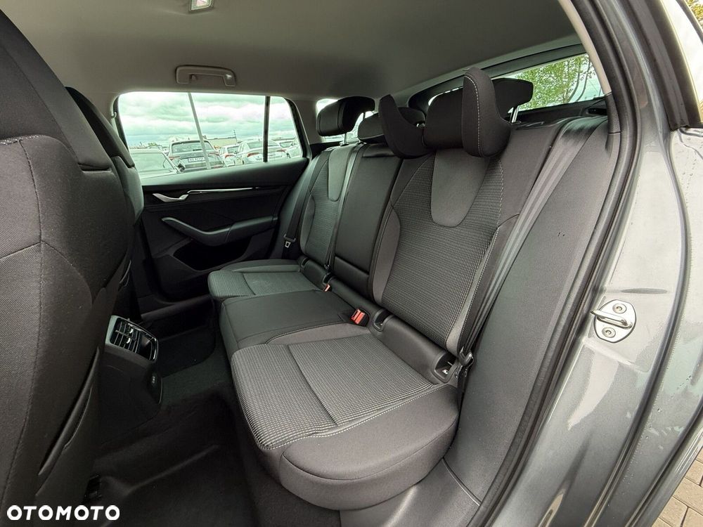 Skoda Octavia 1.5 TSI Drive Selection - 14