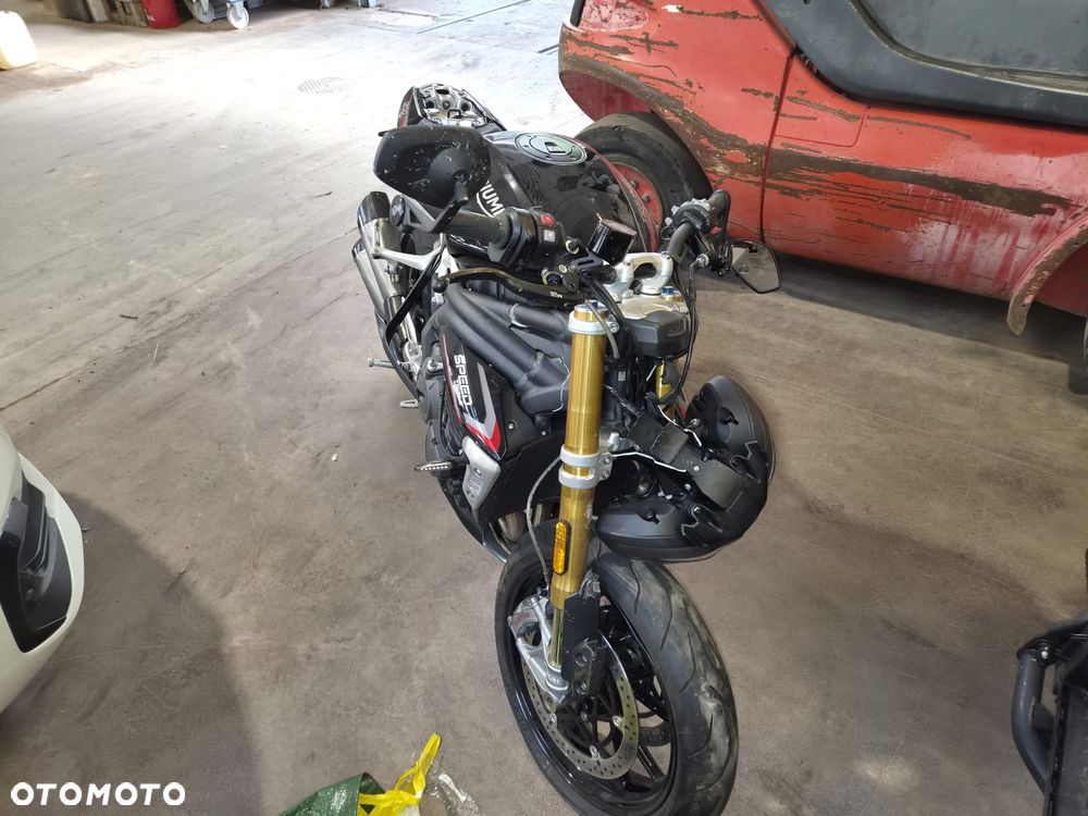 Triumph Speed Triple - 7