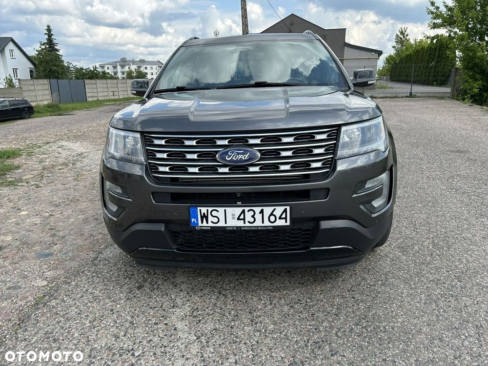 Ford Explorer - 8