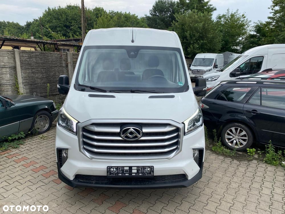 Maxus Deliver 9 - 22