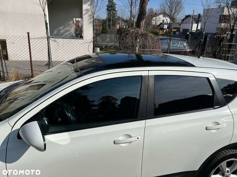 Nissan Qashqai 2.0 dCi DPF acenta - 5