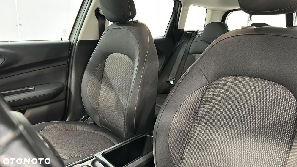 MINI Clubman One - 11