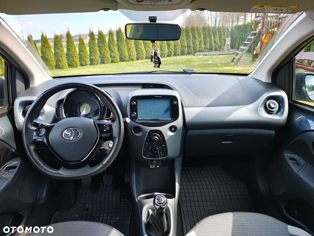 Toyota Aygo x-business - 7