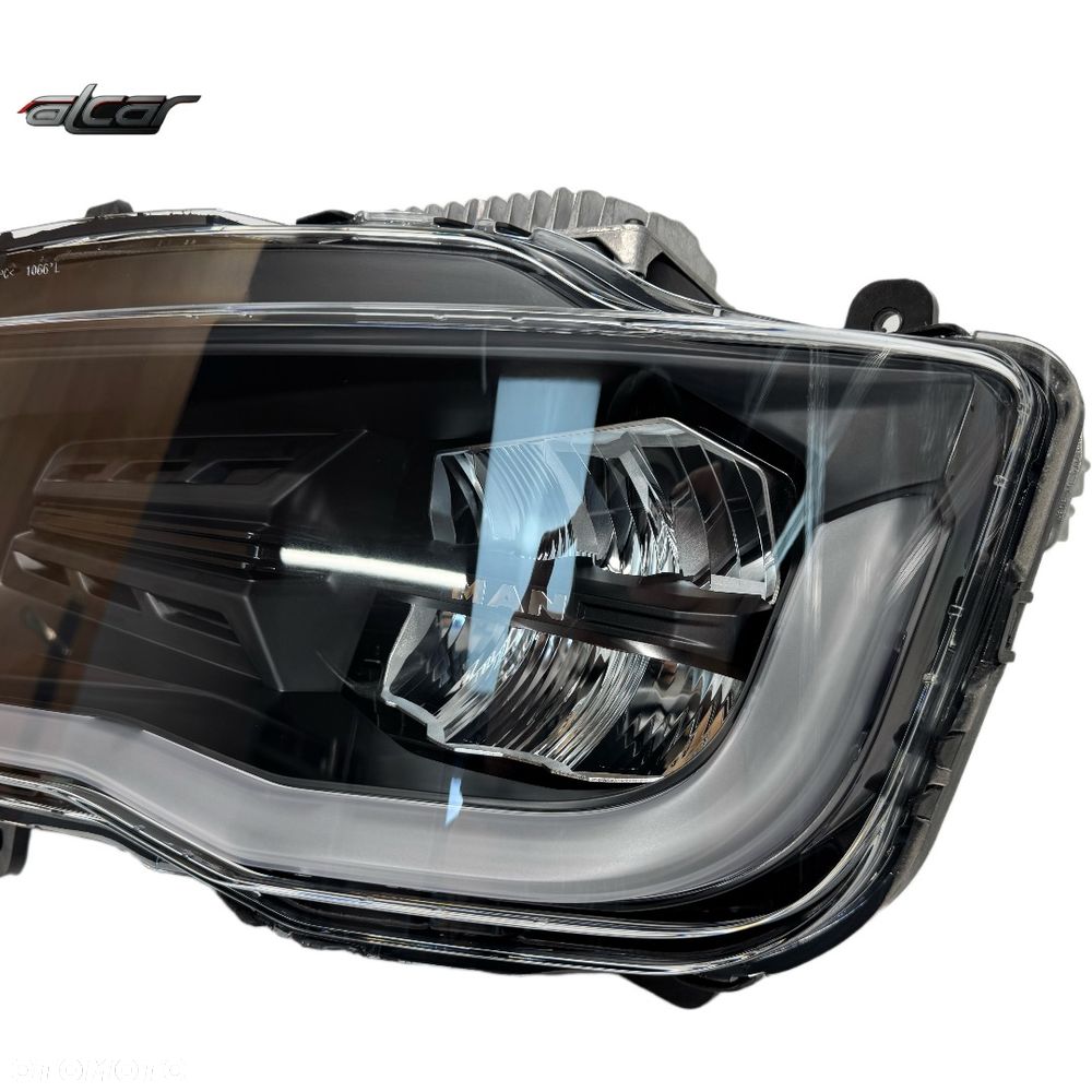 REFLEKTOR LAMPA LEWA PRZÓD FULL LED MAN TGX II 36.25101-6065 - 3