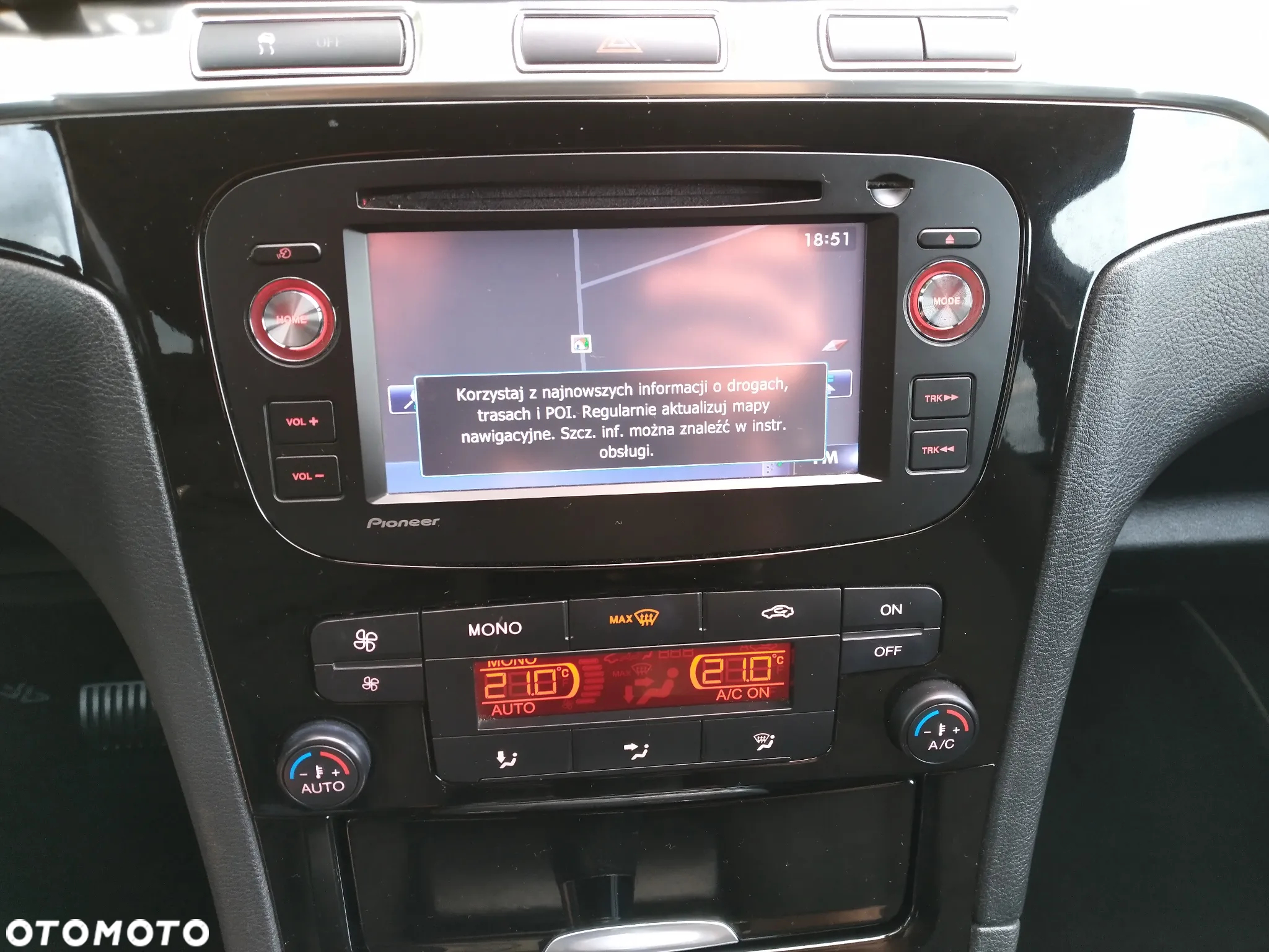 Ford S-Max - 16