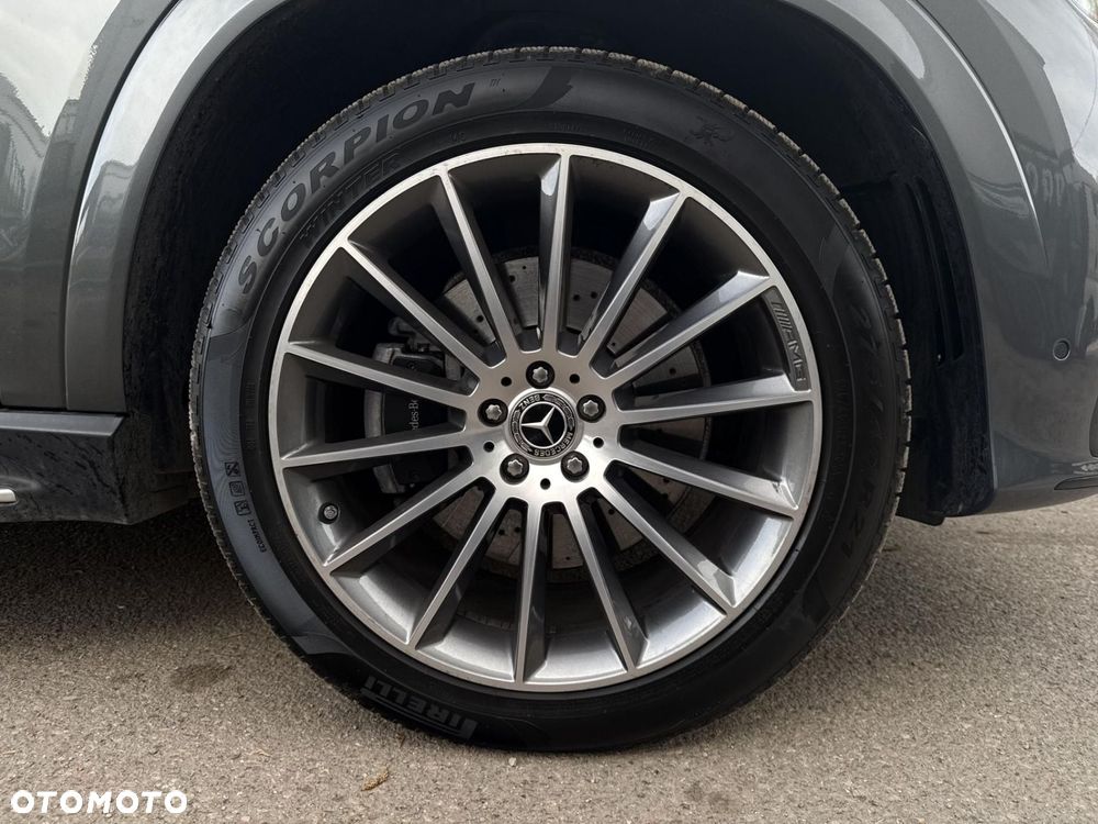 Mercedes-Benz GLE - 29