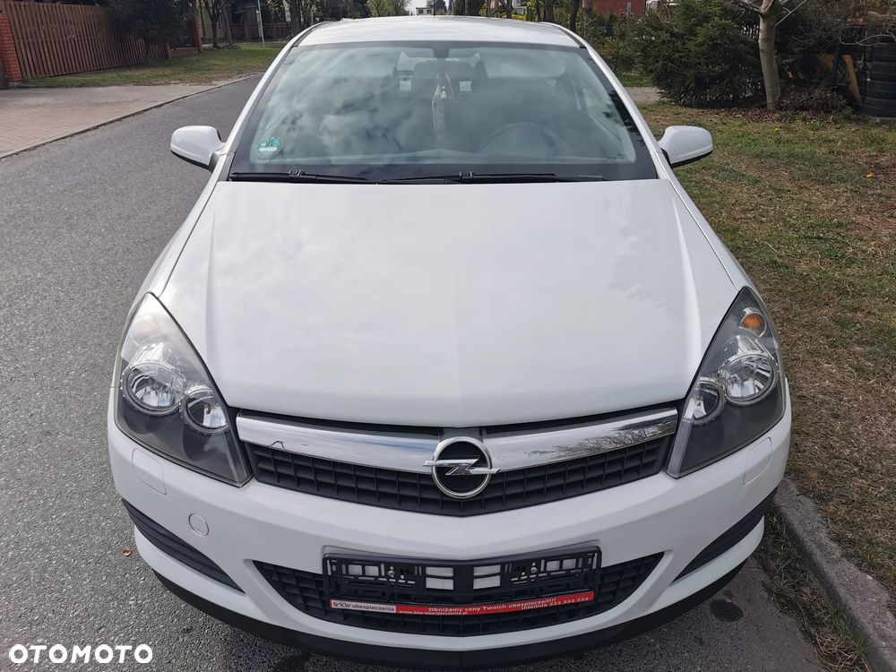Opel Astra 1.6 Innovation - 1