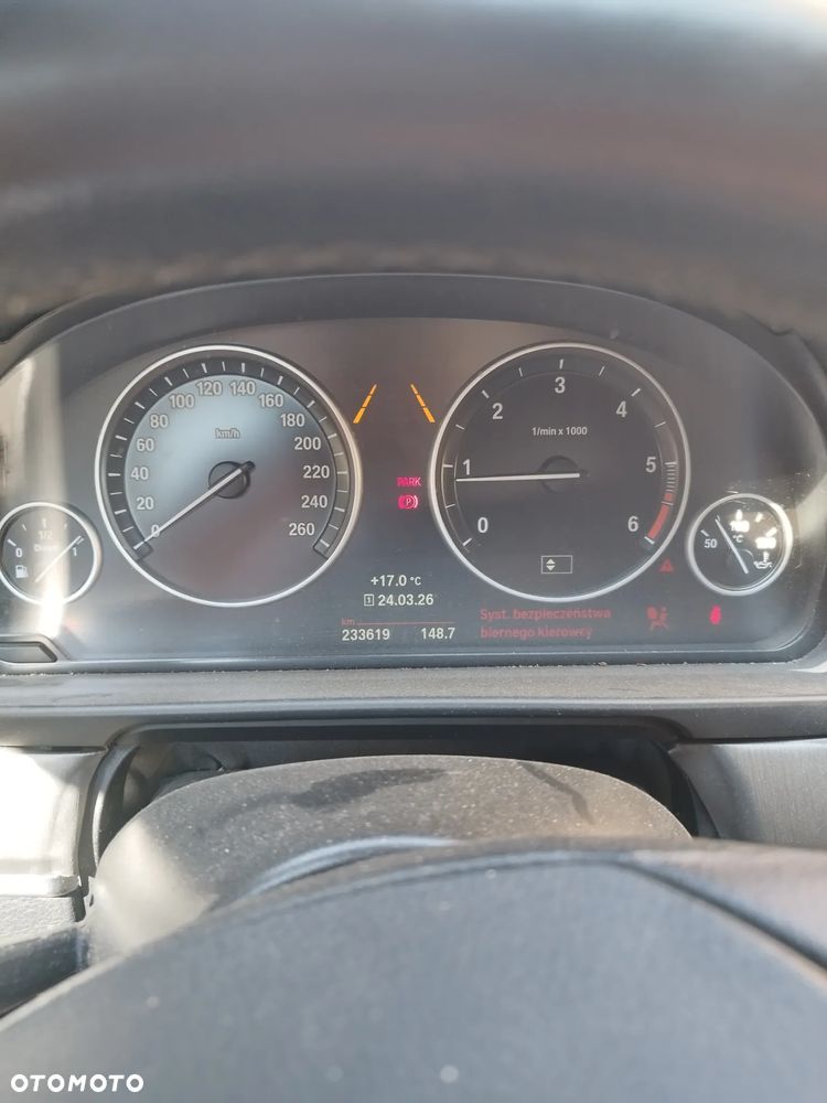 BMW Seria 5 520d - 10