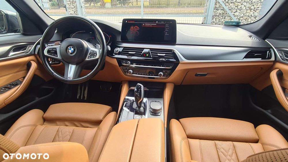 BMW Seria 5 520d xDrive MHEV M Sport sport - 5