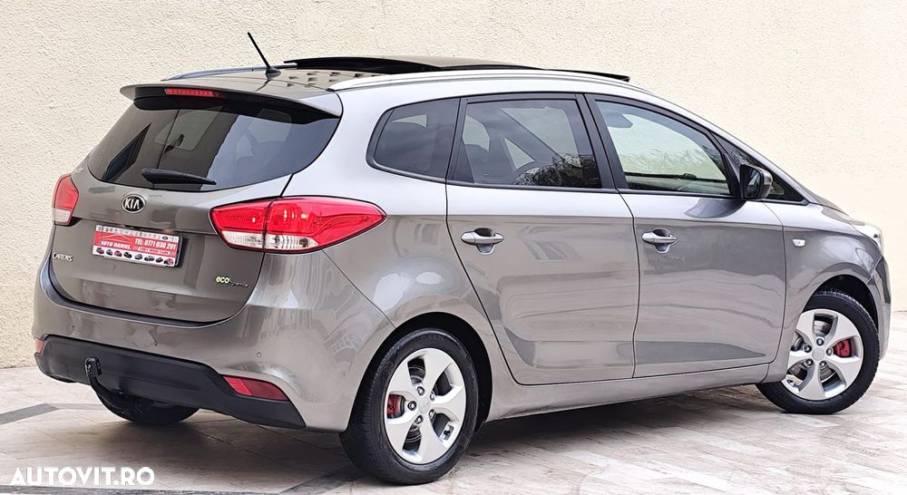 Kia Carens - 3