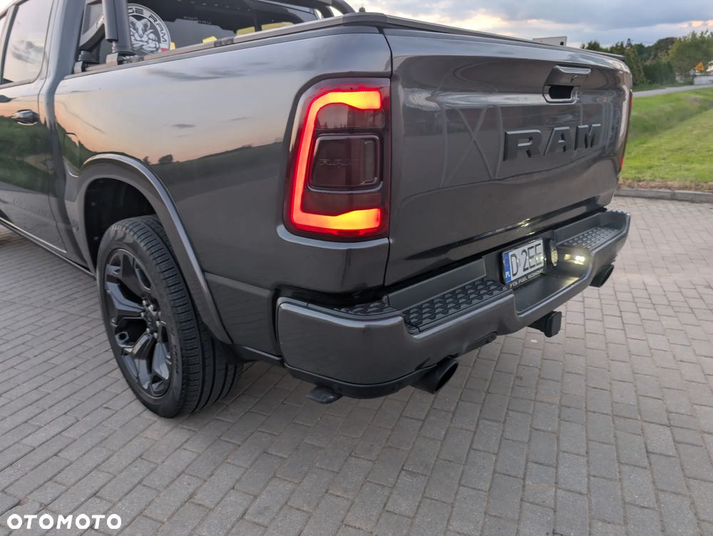 RAM 1500 Crew Cab Shortbed Laramie - 30