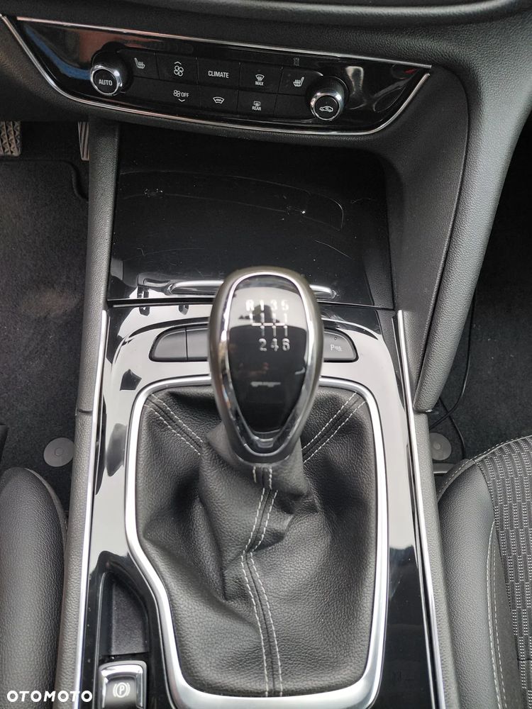 Opel Insignia 1.5 T GPF Enjoy S&S - 20