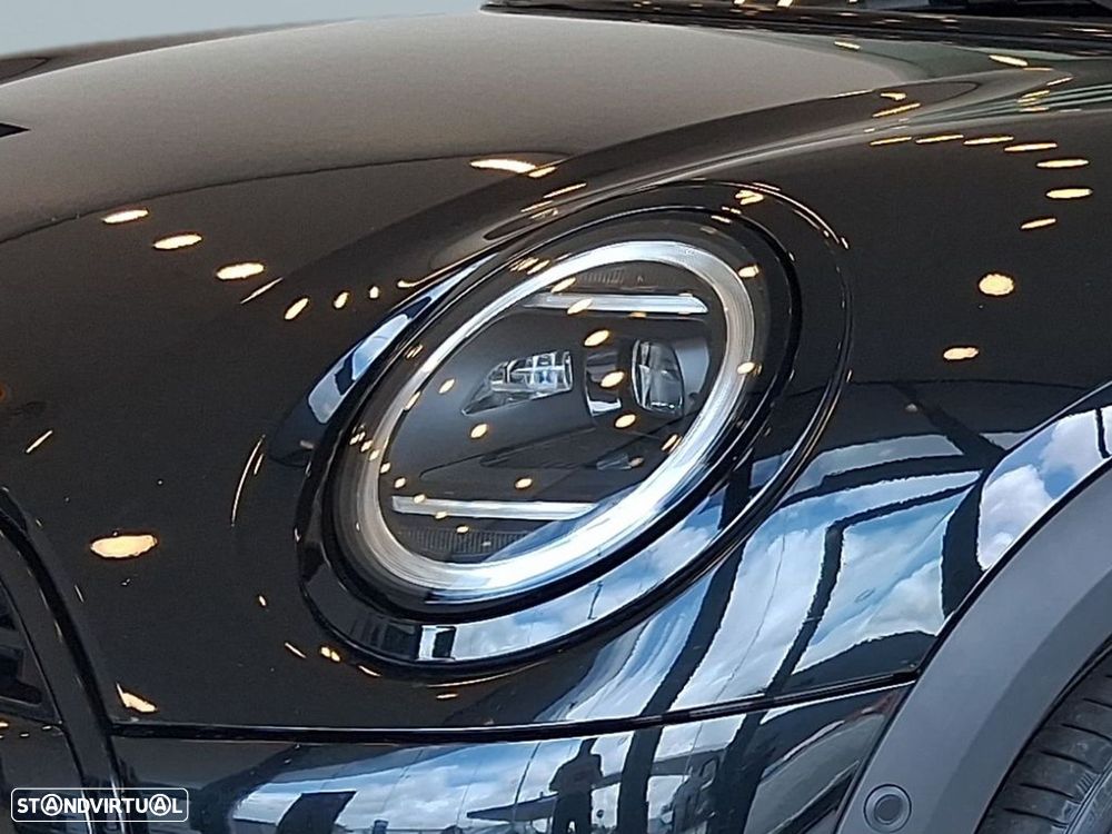 MINI 5 Portas Cooper Auto - 3
