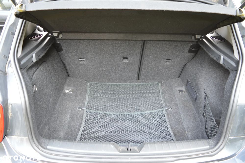 BMW Seria 1 118d DPF Edition Sport - 32