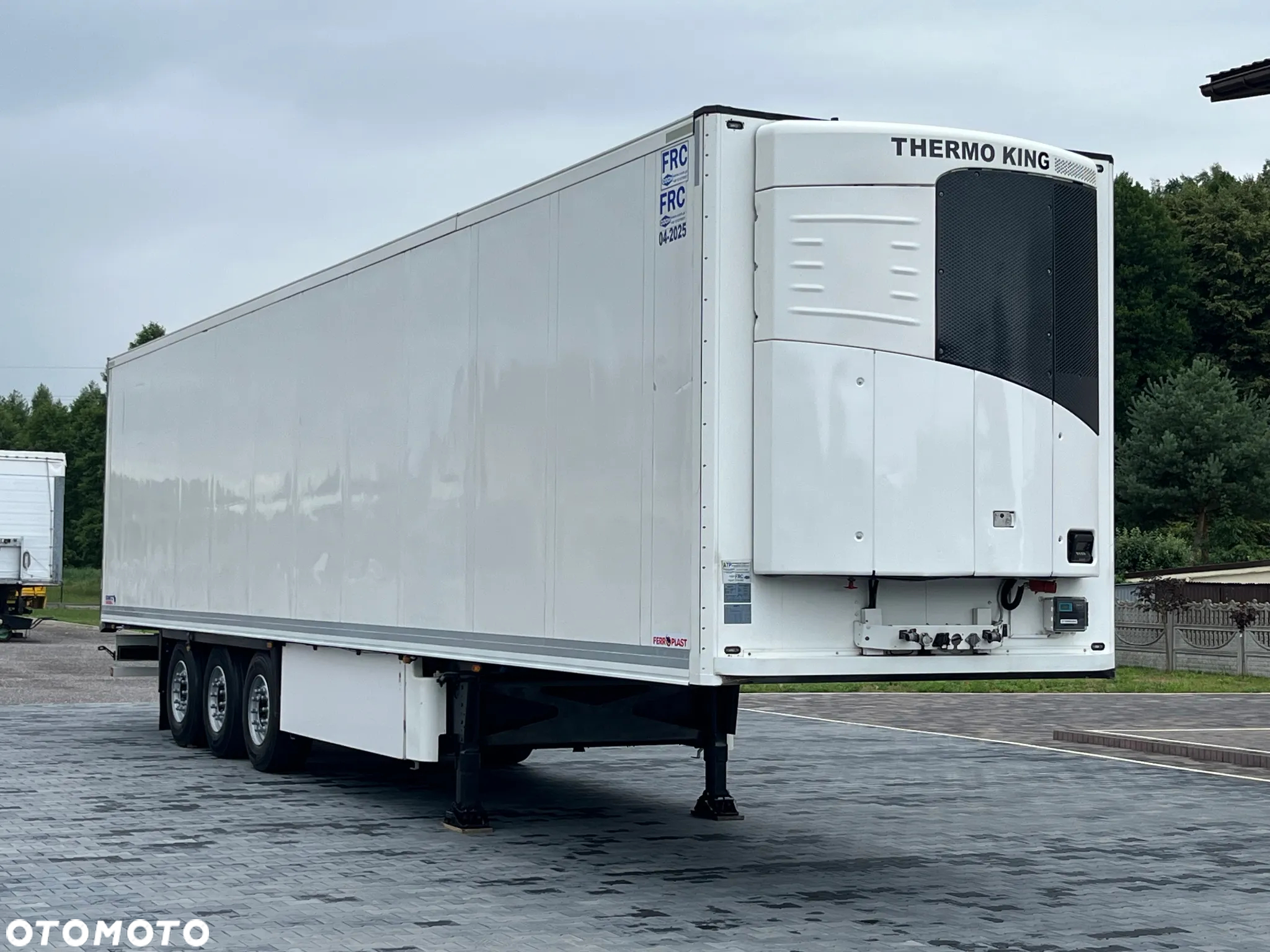 Schmitz Cargobull SCB / CHŁODNIA/ THERMO KING elektr-spalinowy/ MULTITEMPERATURA / DOPPELSTOCK / CONTINENTAL 80% / NOWE HAMULCE/ KOSZ PALETOWY  / OŚ PODNOSZONA/ OKAZJA - 4