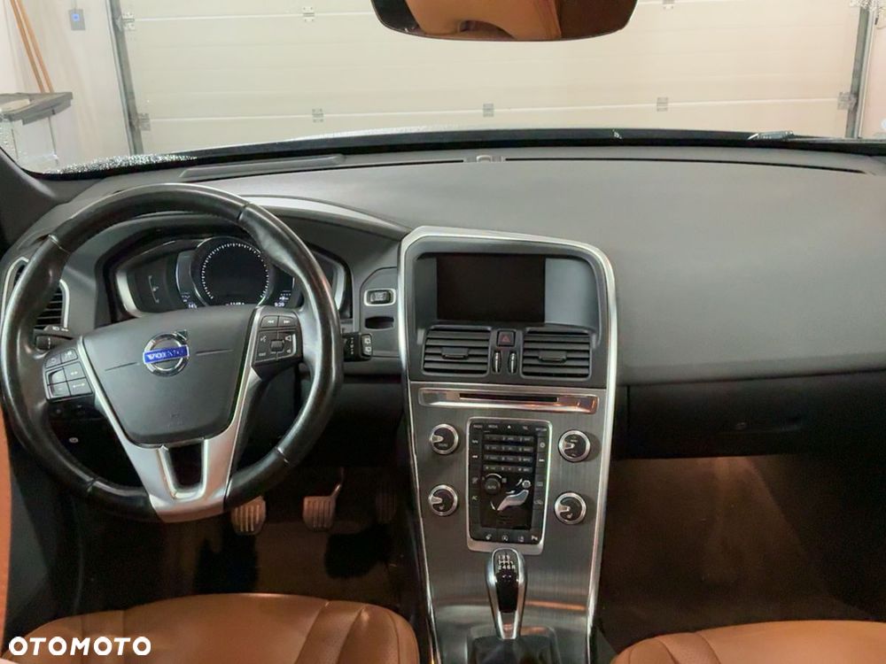 Volvo XC 60 D3 Summum - 11