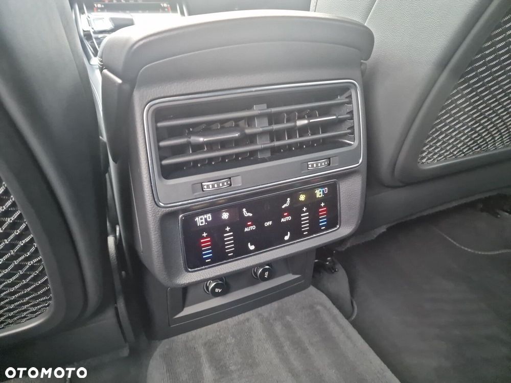 Audi Q7 - 24