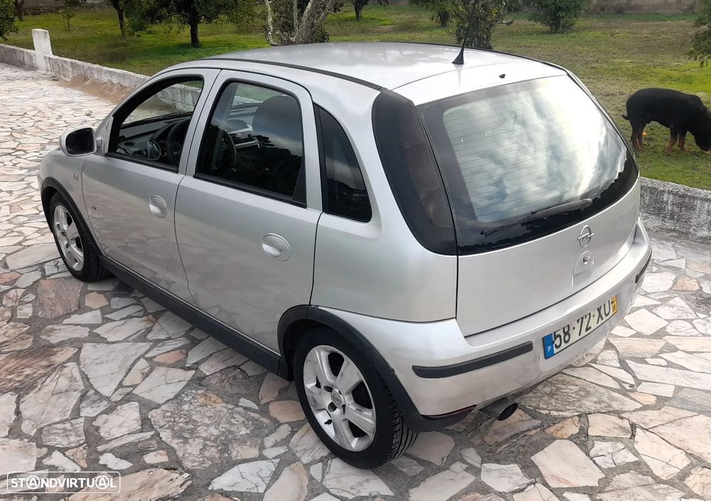 Opel Corsa 1.3 CDTI Cosmo - 4