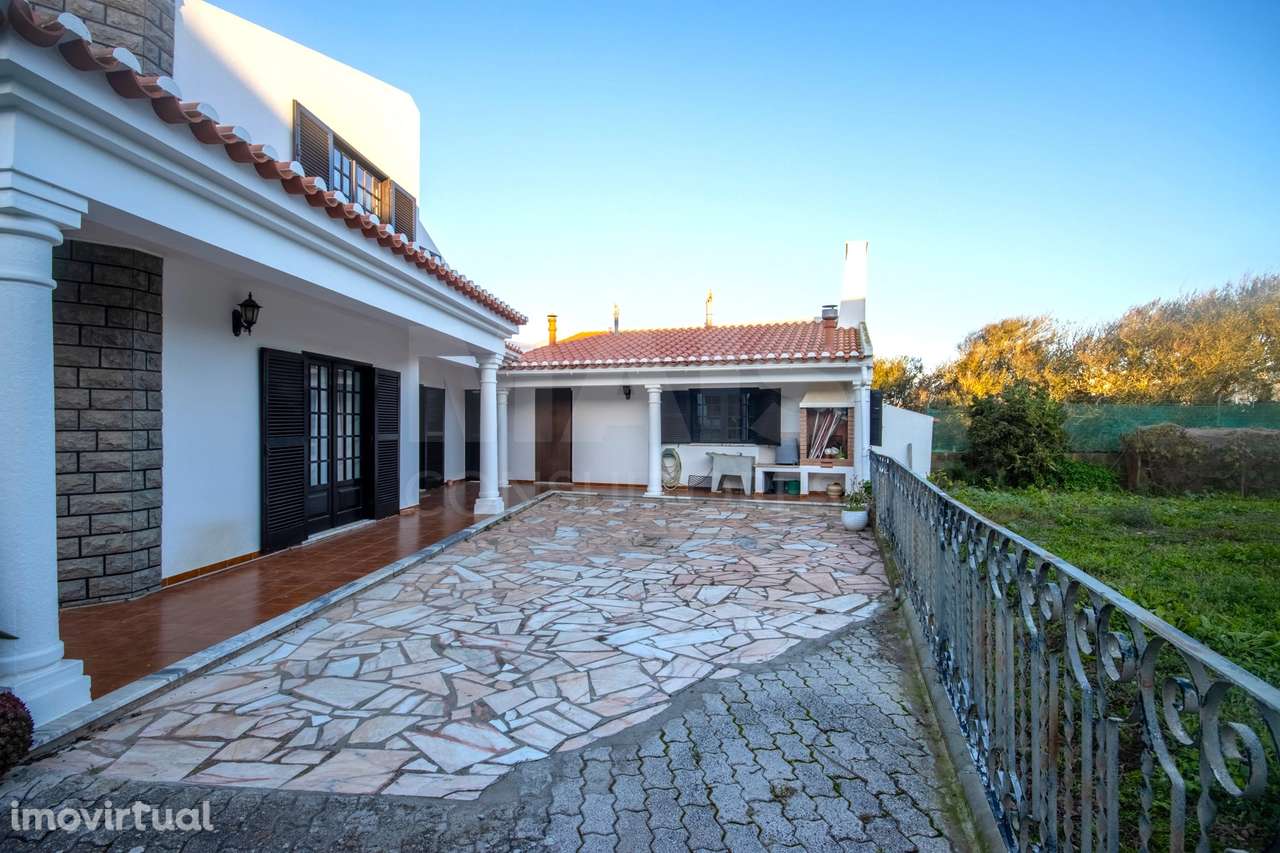 Moradia Térrea T7 em Atouguia da Baleia- Peniche - Grande imagem: 3/50