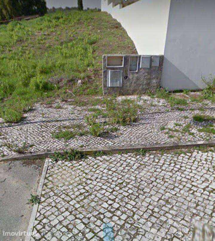 Lote de Terreno para Construção de Moradia Individual - Grande imagem: 2/19
