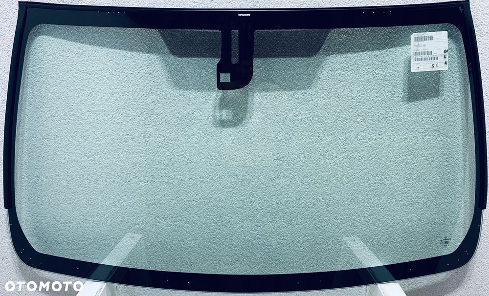 Szyba czołowa TOYOTA IQ 3D 2009- AKUSTYCZNA+SENSOR