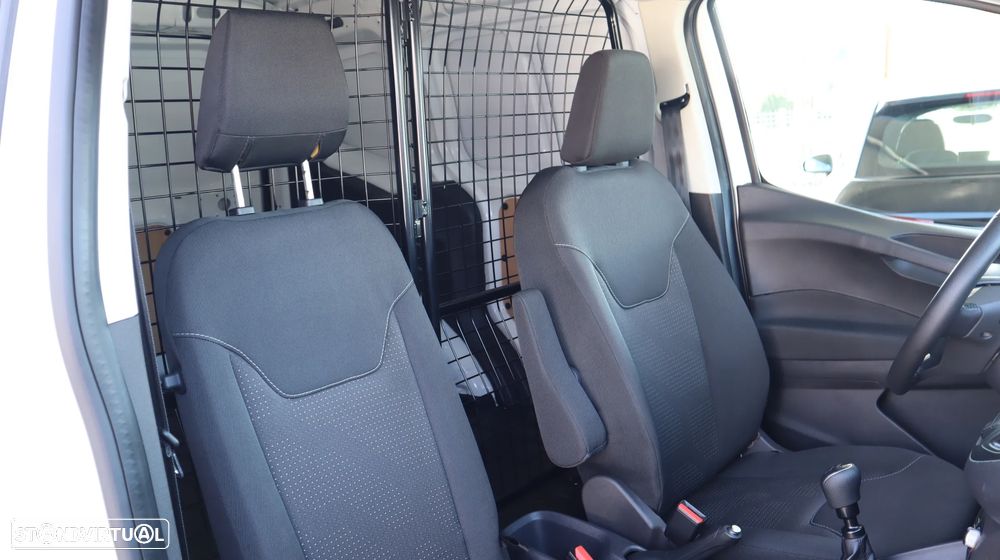 Ford Courier Van - 5