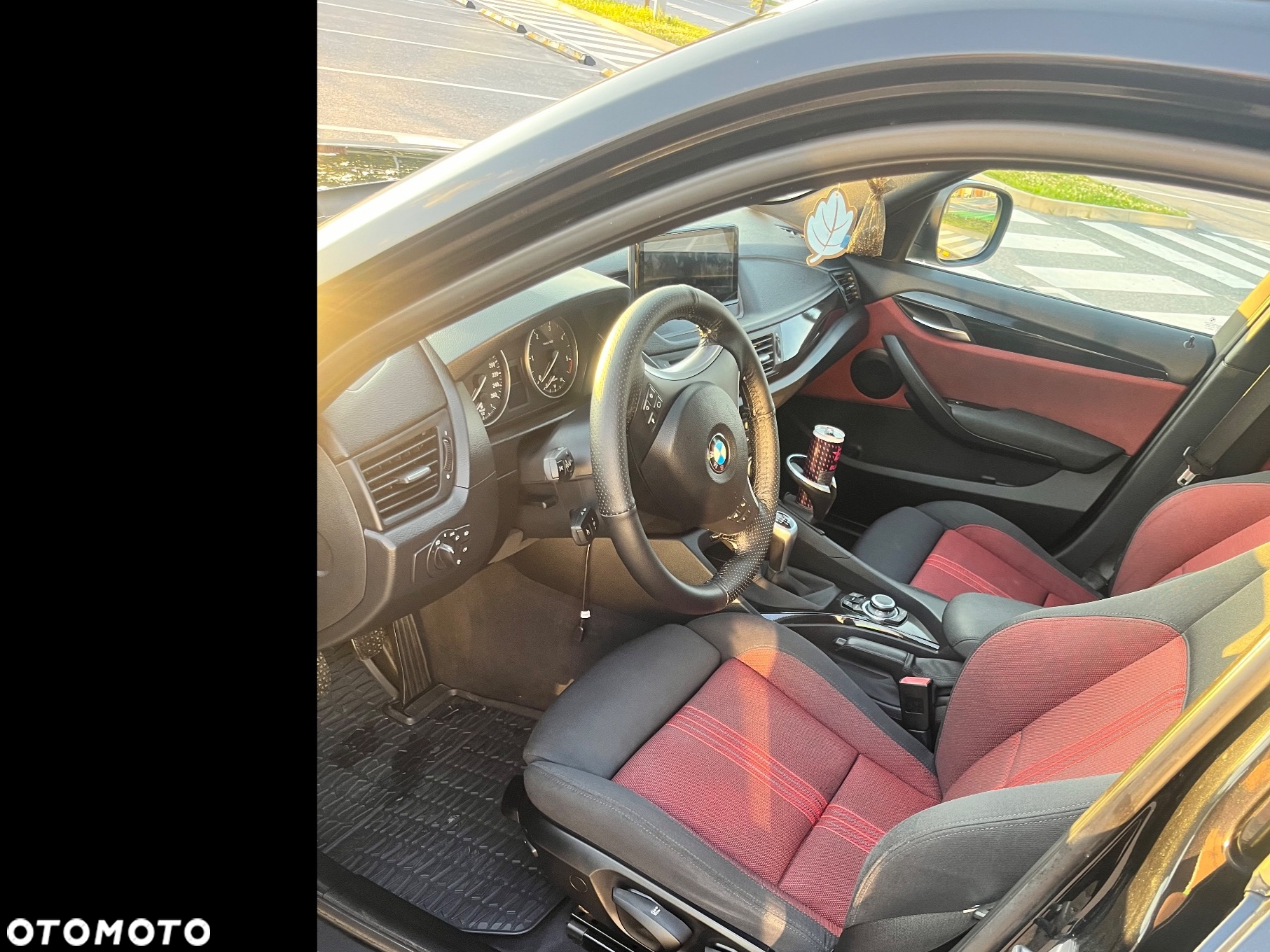 BMW X1 sDrive18d xLine - 13