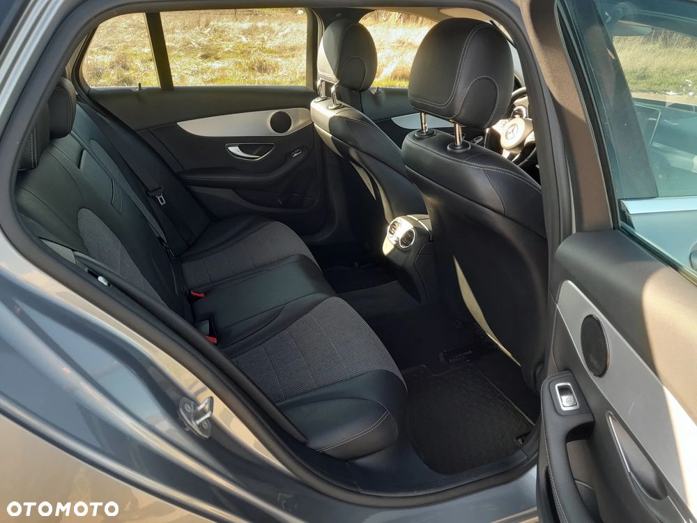 Mercedes-Benz Klasa C 220 CDI 7G-TRONIC Edition - 14