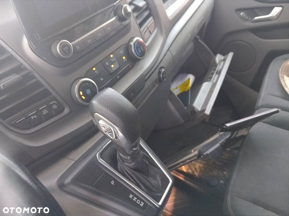 Ford Transit custom - 9