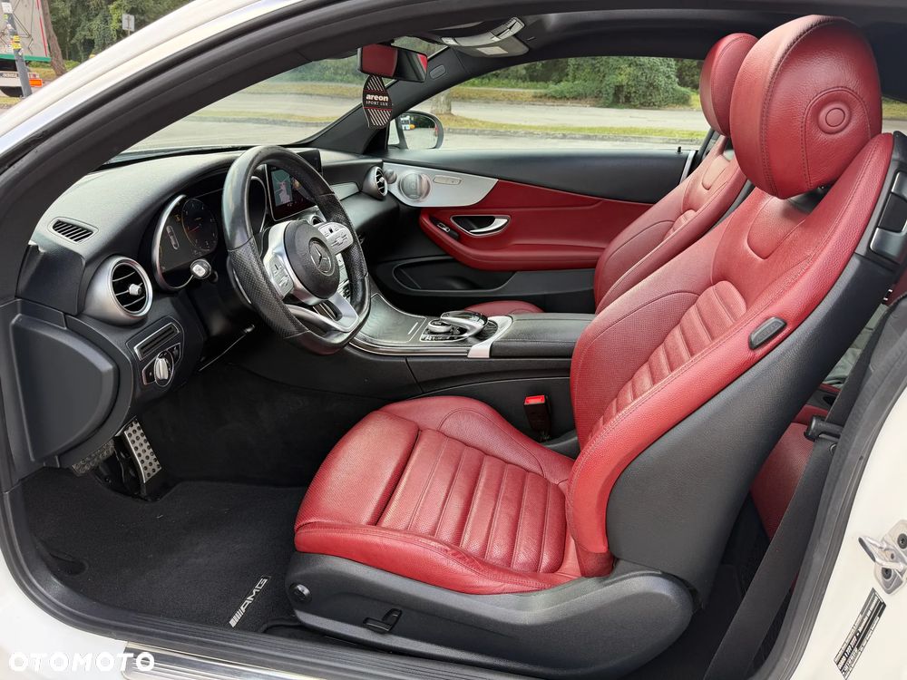 Mercedes-Benz Klasa C 300 d 4MATIC 9G-TRONIC - 25