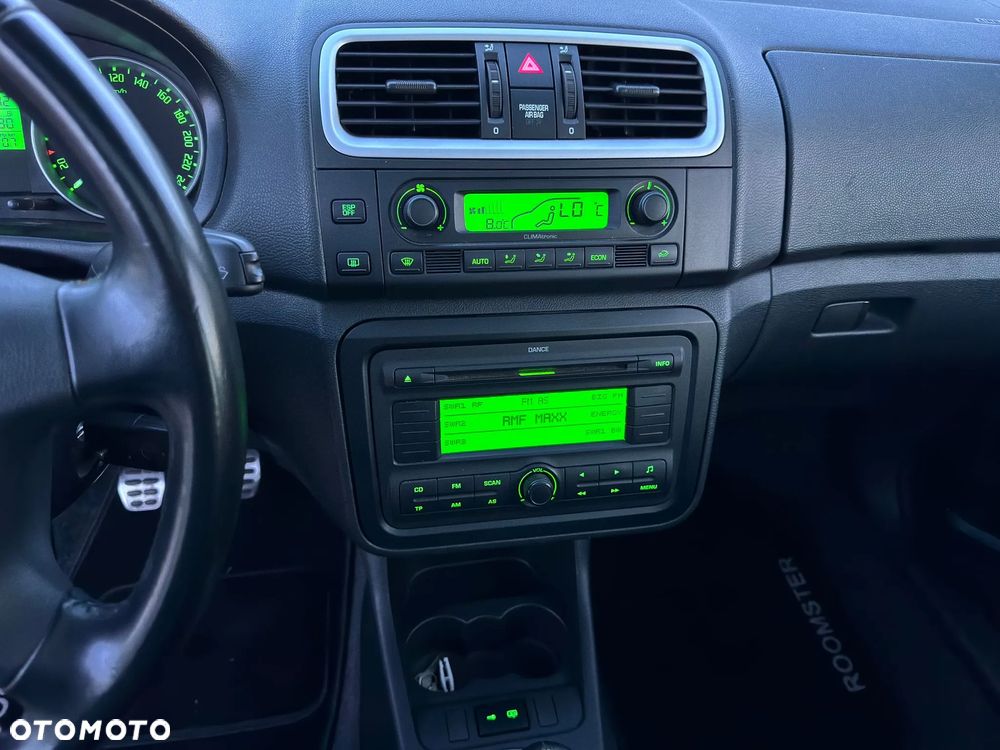 Skoda Roomster 1.6 16V Scout PLUS EDITION - 8