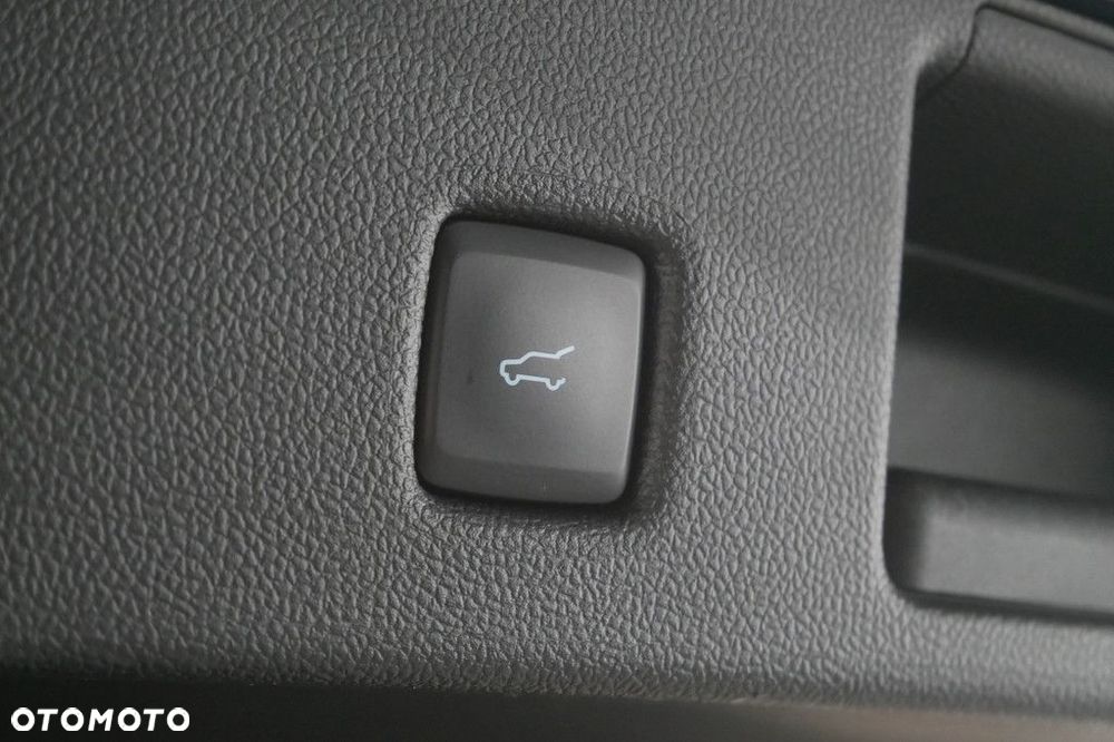 Ford Kuga - 17