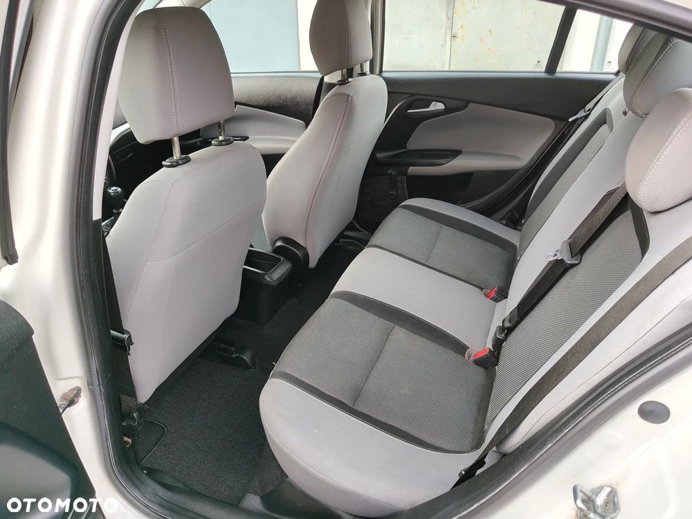 Fiat Tipo 1.4 16V Pop - 12