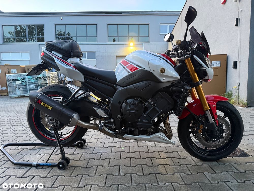 Yamaha FZ8 - 14