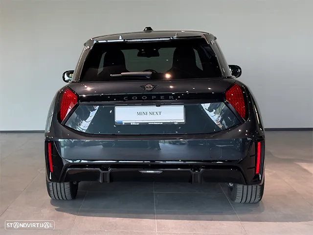 MINI 3 Portas Cooper E JCW M - 5