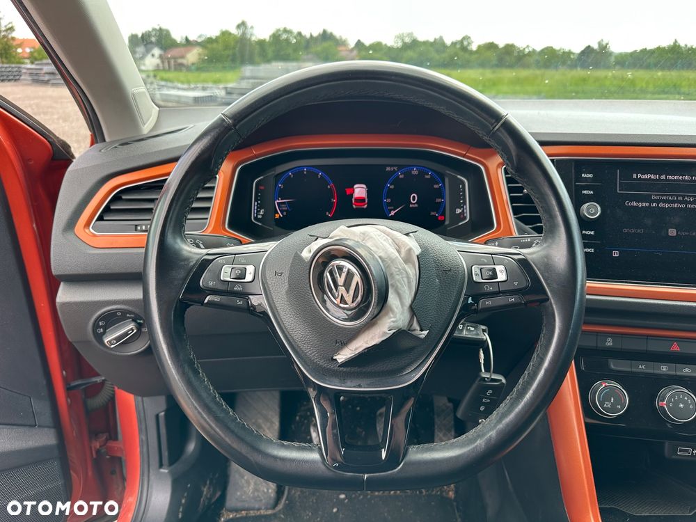 Volkswagen T-Roc - 26
