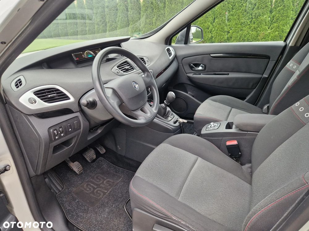 Renault Scenic 1.6 16V 110 TomTom Edition - 35