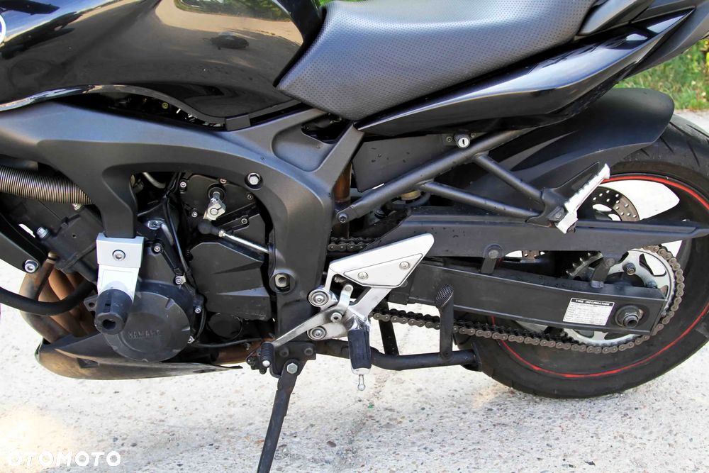 Yamaha FZ6 - 2