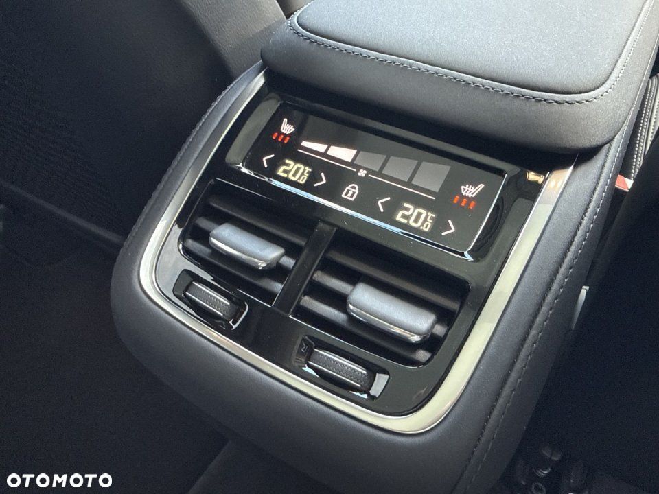 Volvo XC 90 - 18