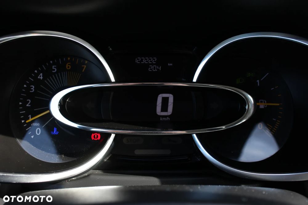 Renault Clio 0.9 TCe Alize - 15