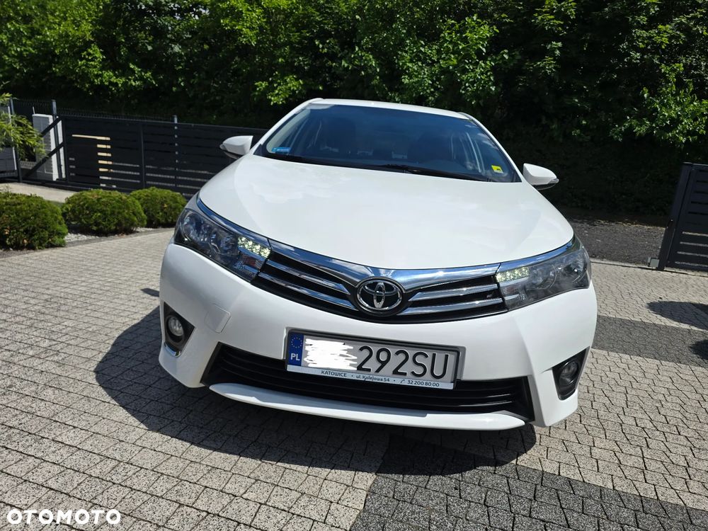 Toyota Corolla 1.6 Premium - 25