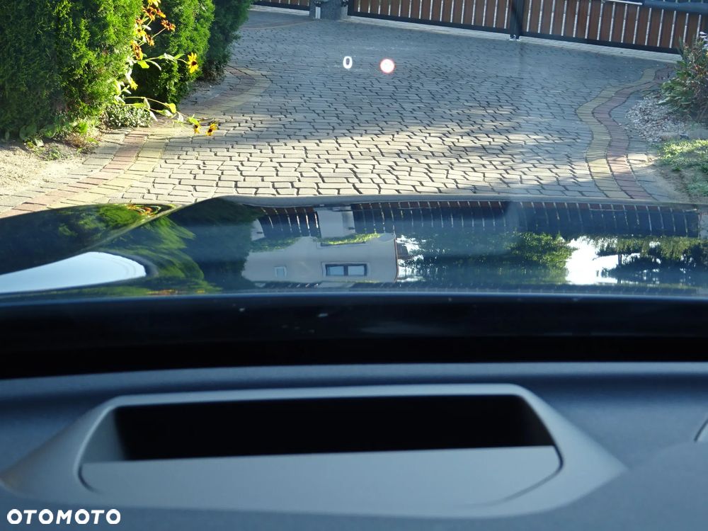 Volvo XC 60 B5 B AWD Plus Black Edition - 27