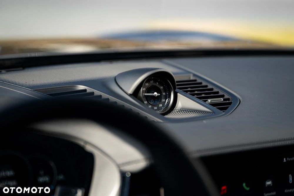 Porsche Panamera - 16