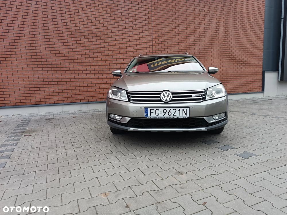 Volkswagen Passat - 9