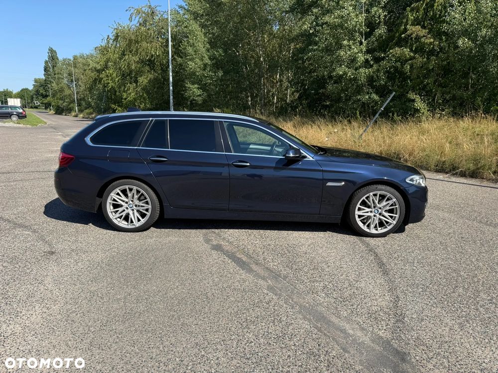 BMW Seria 5 525d Luxury Line - 11