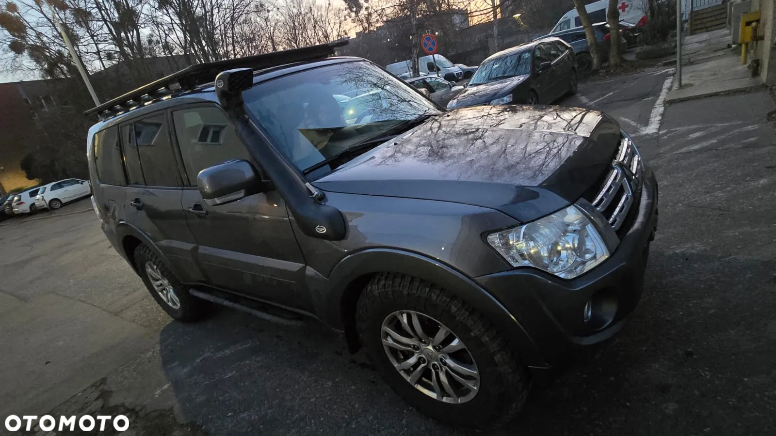 Mitsubishi Pajero 3.2 DID Dakar