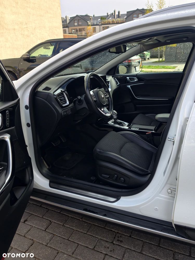 Kia Xceed 2021 photo 4