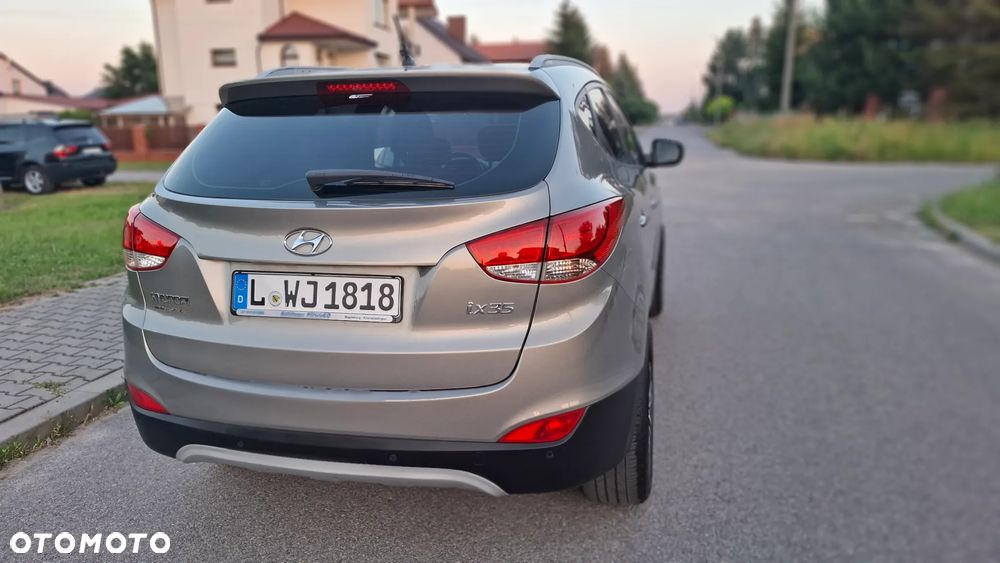 Hyundai ix35 2.0 4WD Premium - 24
