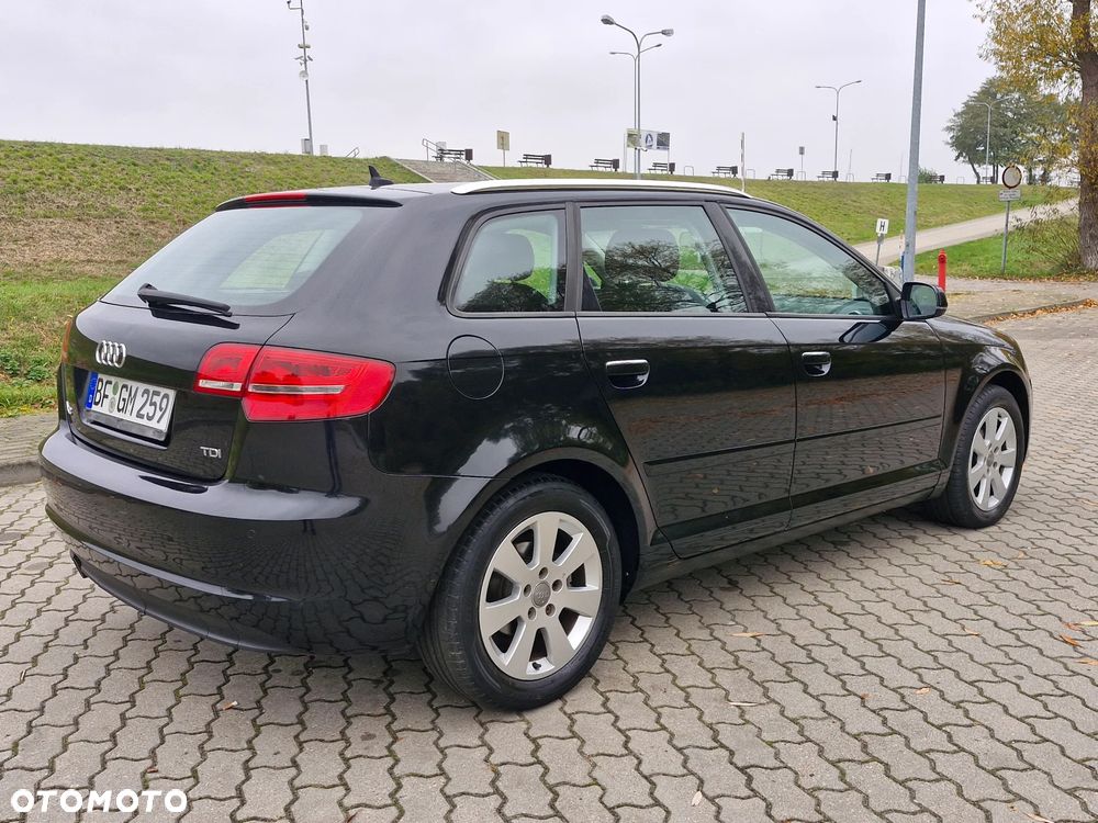 Audi A3 Sportback - 14